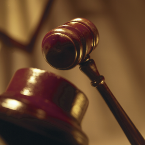 court-hammer3