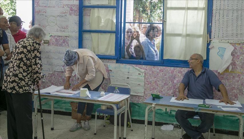 القيروان.. المرأة تفرض مشاركتها في تشريعية تونس (تقرير)
